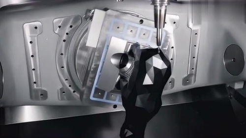 機械藝術(shù)之巔 五軸聯(lián)動數(shù)控機床與動物小黑熊的聯(lián)達傳奇